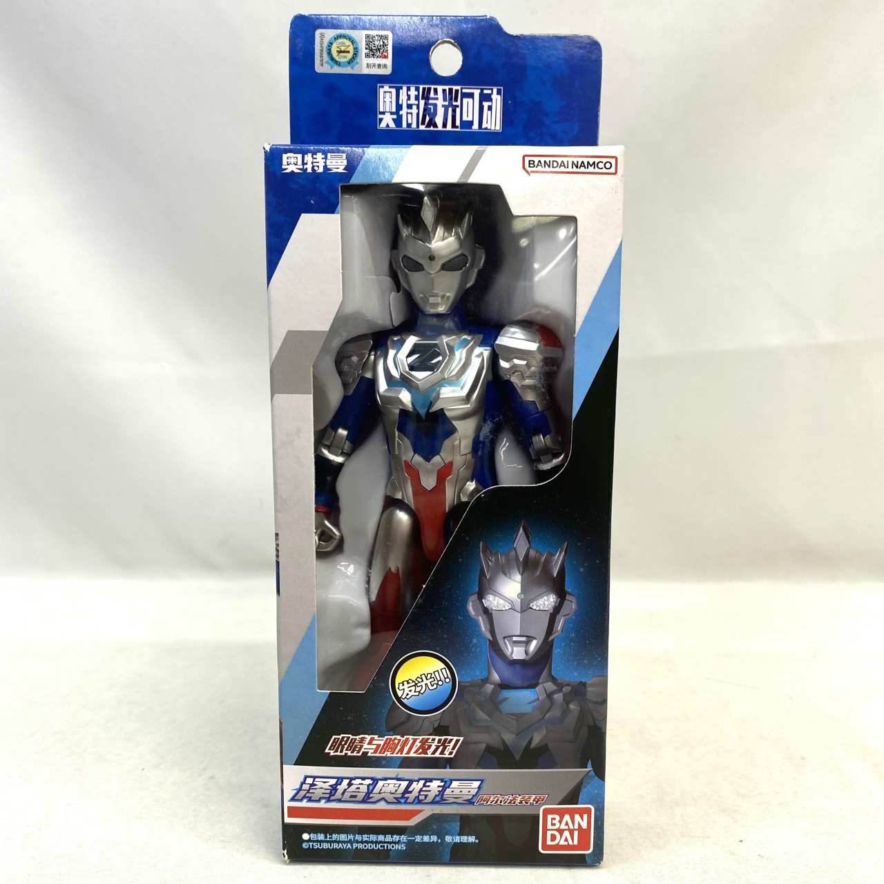 中国バンダイ ウルトラ発光スタチューフィギュア ウルトラマンゼット アルファエッジ