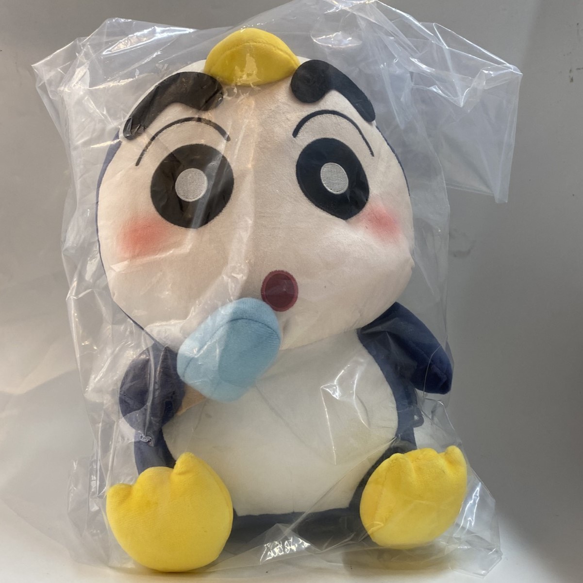 一番くじ クレヨンしんちゃん 夏のバケーションだゾ ラストワン賞 ペンギンしんちゃんぬいぐるみ