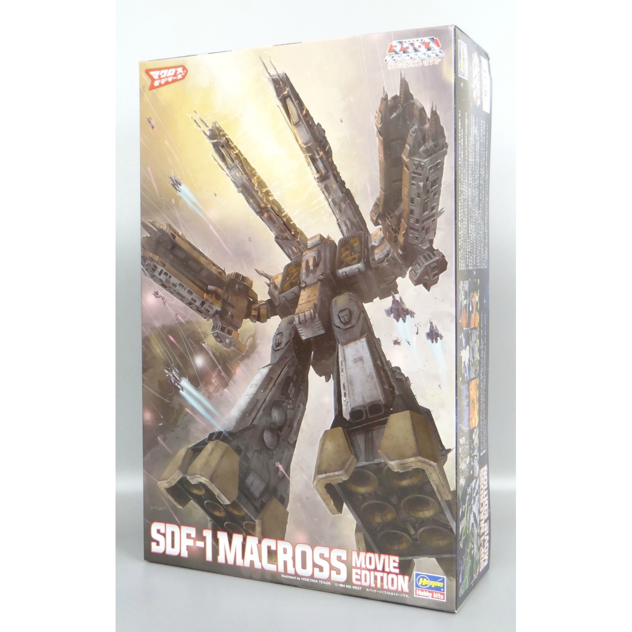ハセガワ製プラモ 1/4000 SDF-1 マクロス艦 強攻型 劇場版