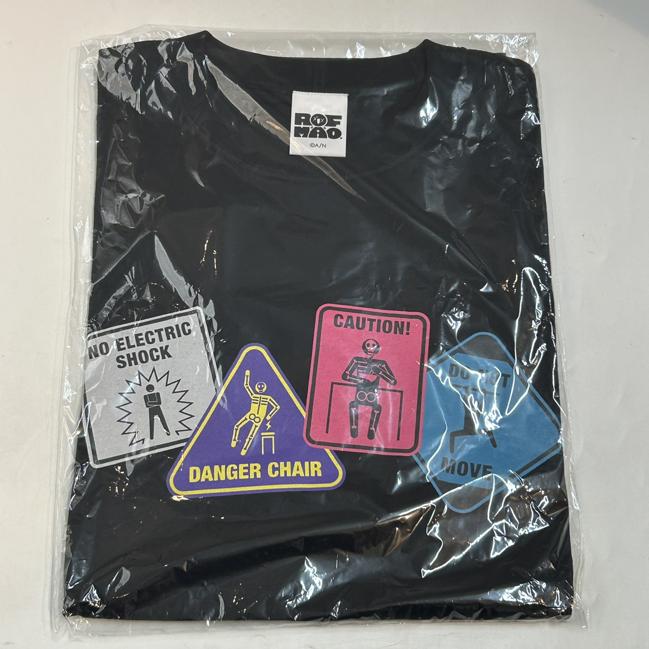 NIJISANJI ROF-MAO 1st LIVE "New street, New world" T-Shirt