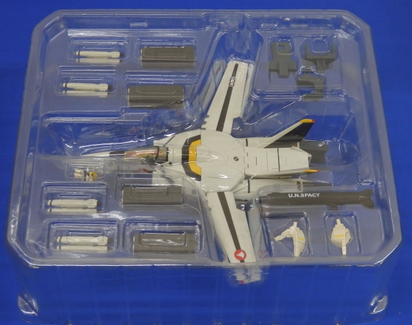 Yamato 1/60 Macross VF-1S with Super and Strike Parts Roy Focker