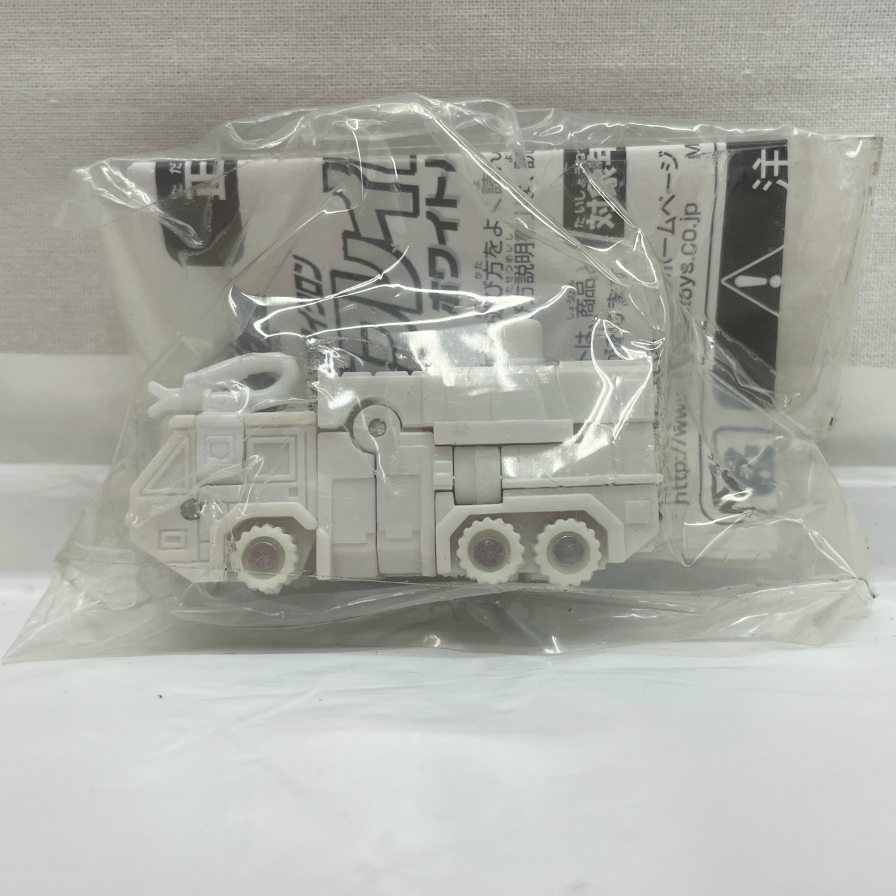 トランスフォーマーギャラクシーフォース ヘルフレイムグラビトン ホワイトバージョン