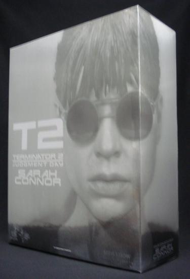 Hot Toys Movie Masterpiece MMS119 Sarah Connor [Terminator 2: Judgment Day] 1/6 Scale Fully Poseable Figure