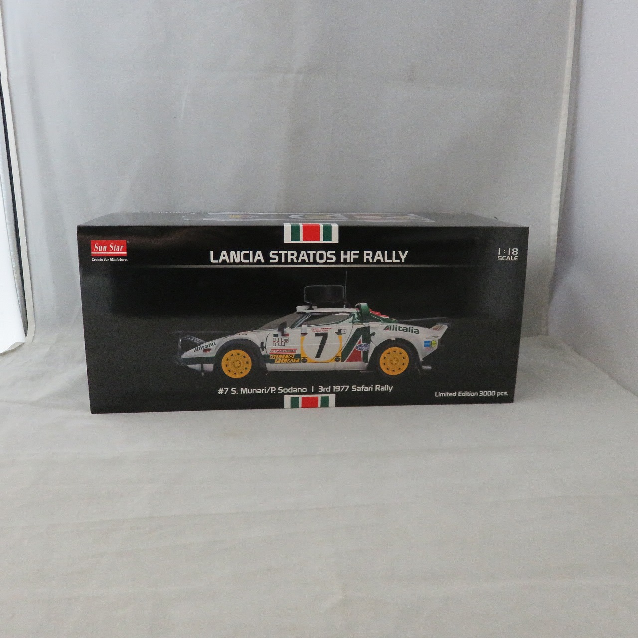 サンスター 1/18 ランチアストラトス HFラリー  #7 S.Munari / P.Sodano 1977年サファリラリー 3位
