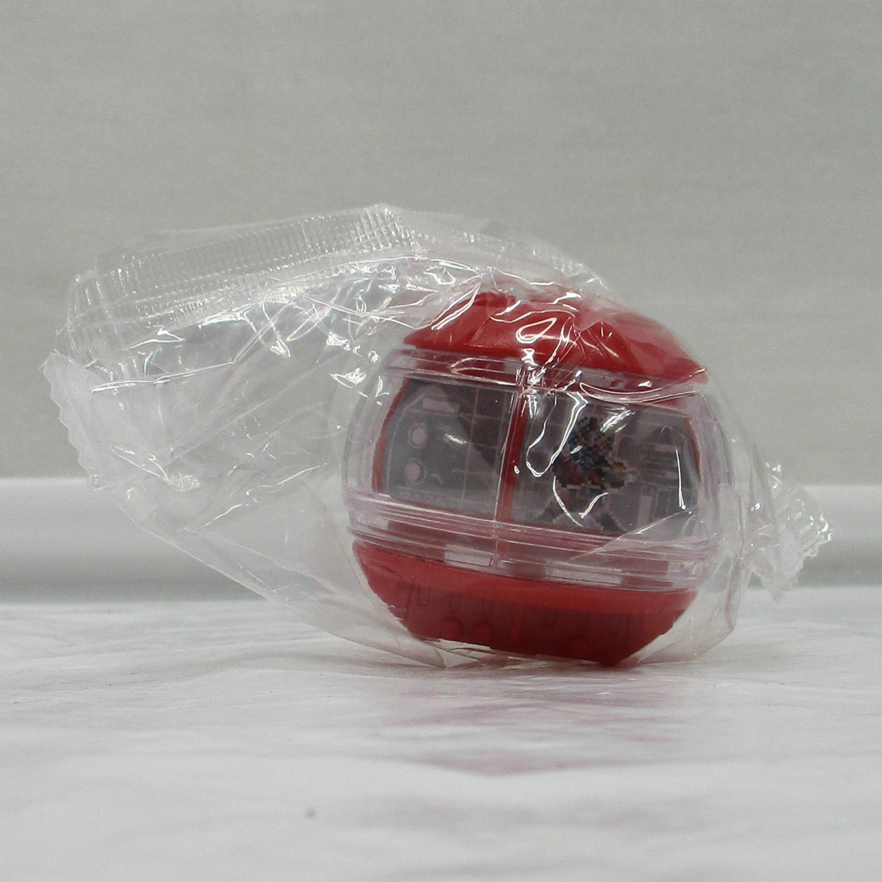 バンダイ 仮面ライダーゼッツ GPライダーカプセム01 龍騎カプセム