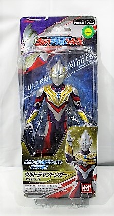 バンダイ ウルトラアクションフィギュア ウルトラマントリガー マルチタイプ