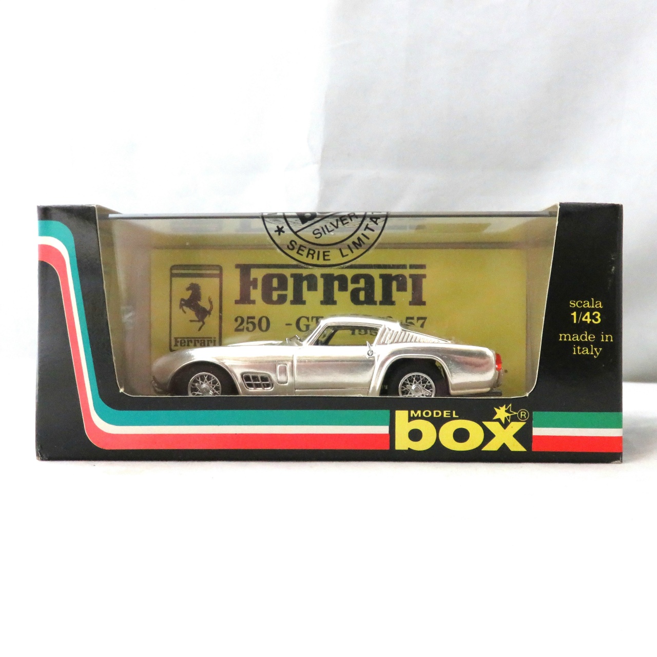 モデルボックス 1/43 フェラーリ GTO シルバー 102