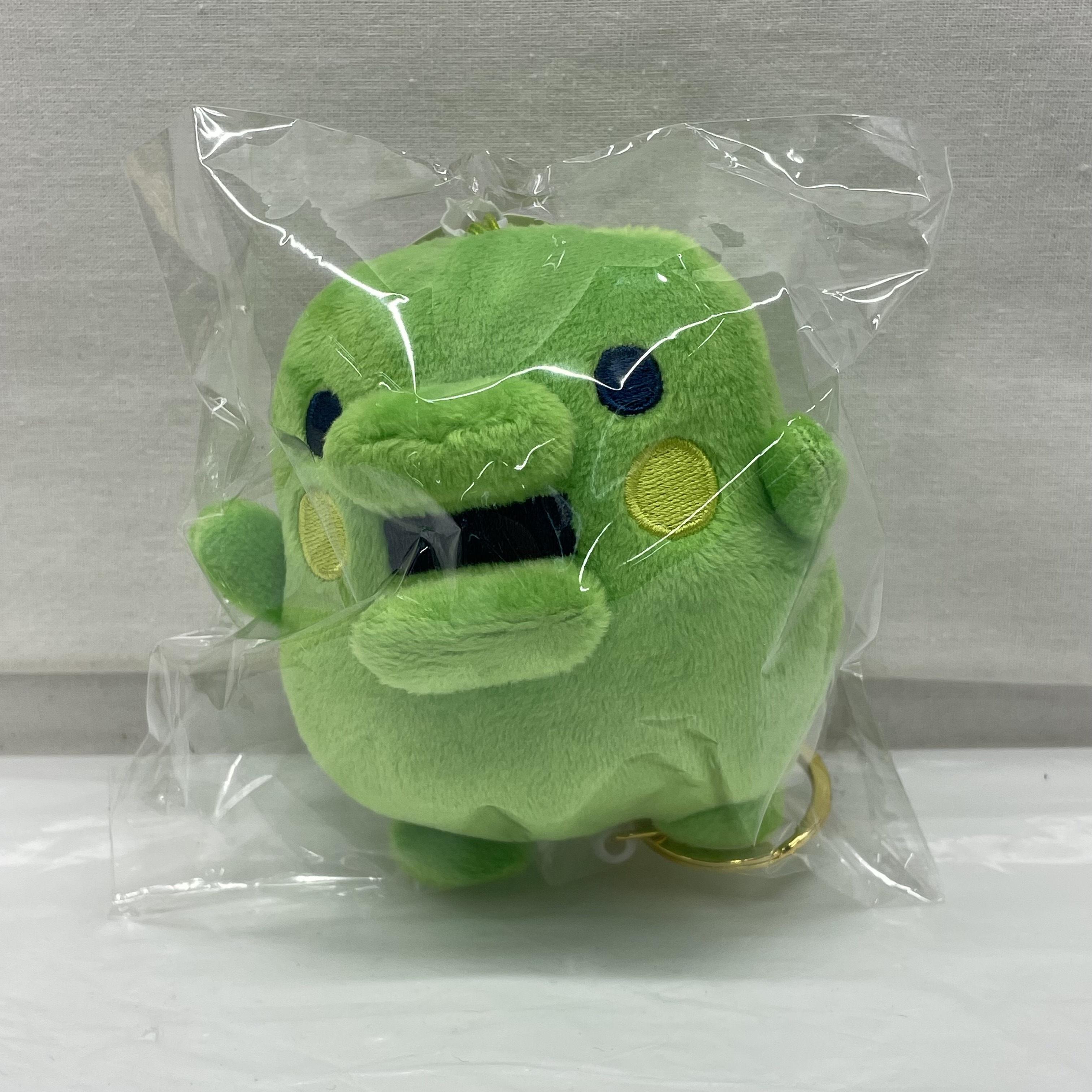 NIC たまごっち リール付きマスコット くちぱっち