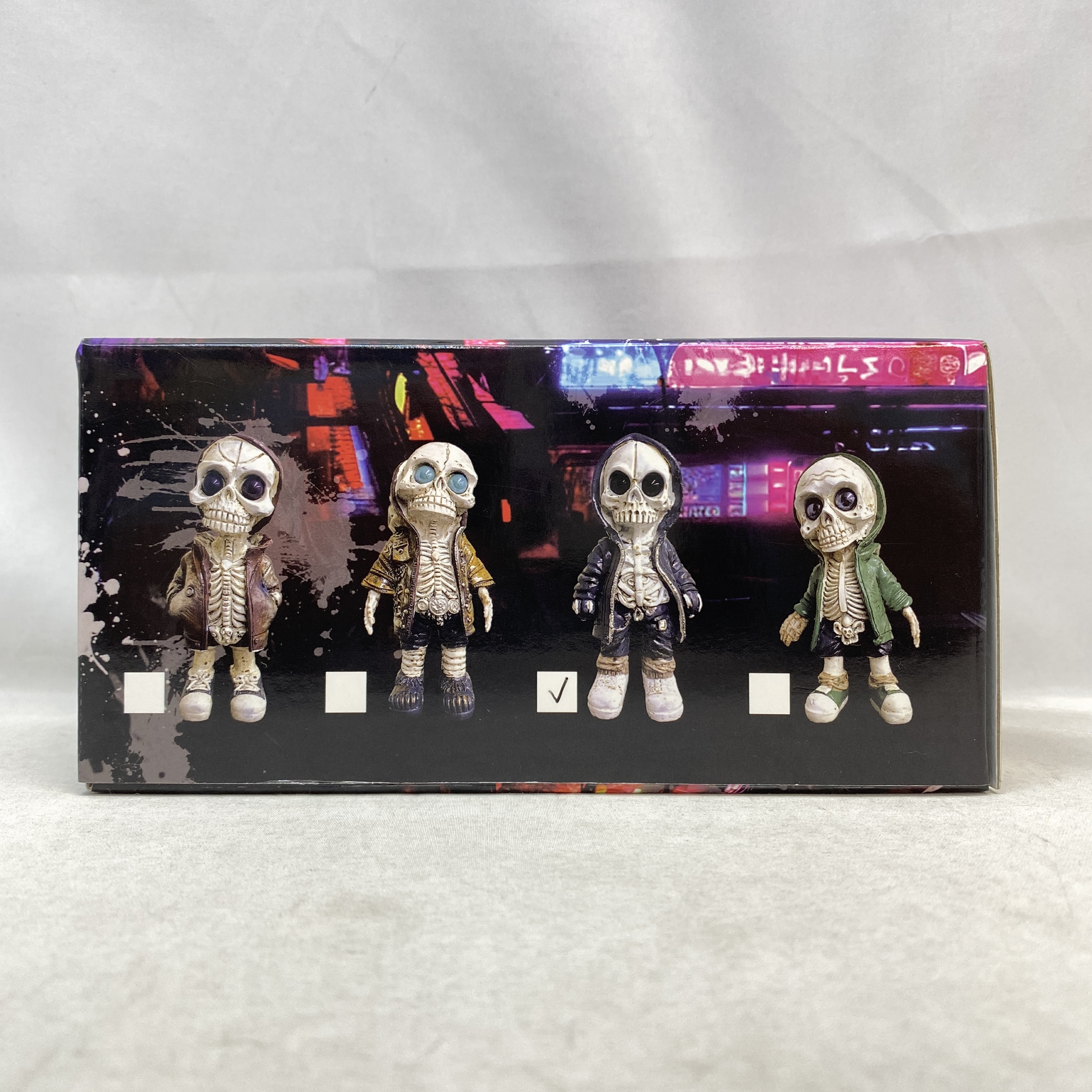 ストリートスカルフィギュア 青ジャケット・黒目(青グローブ)