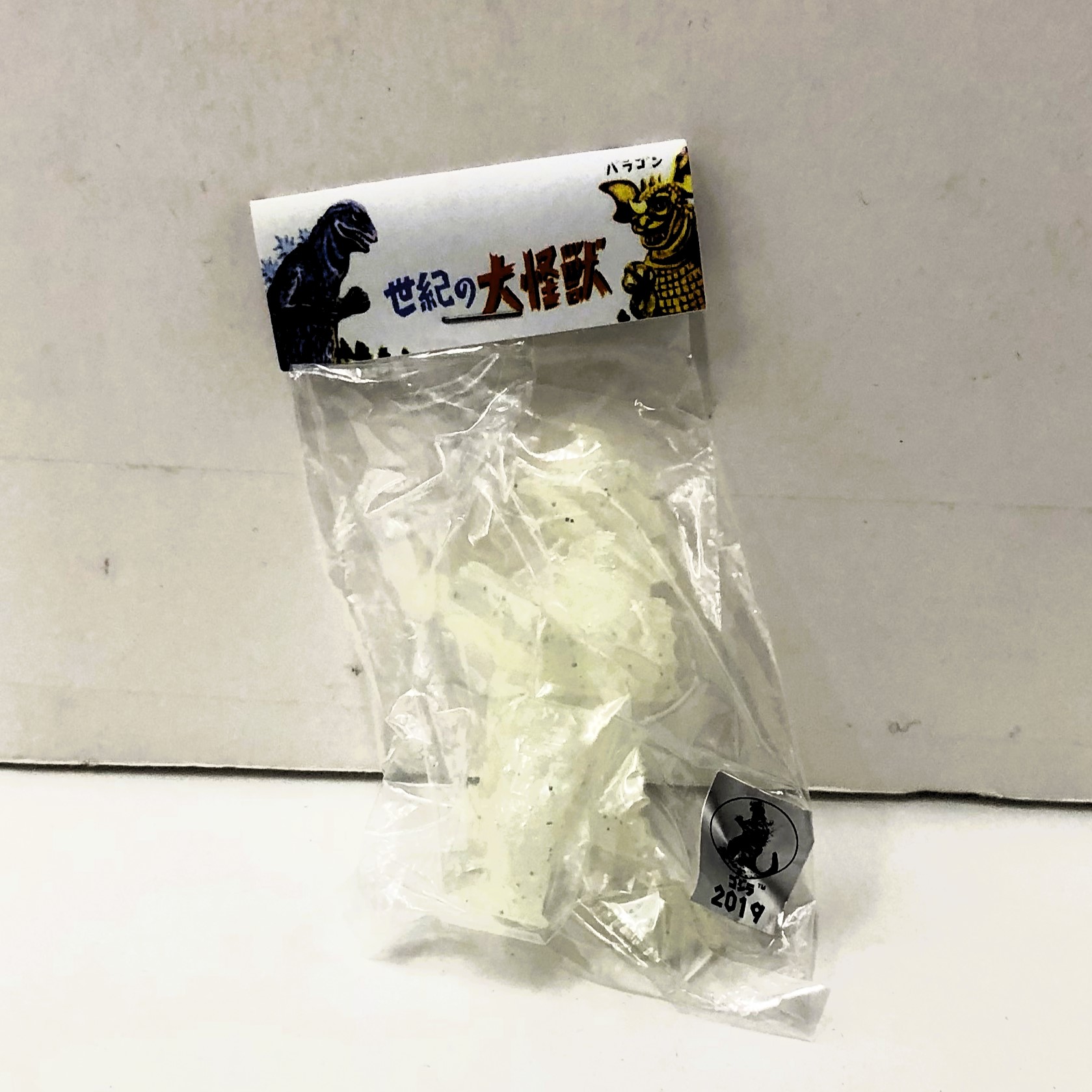 マルサン マルガチャ 60mm メカゴジラ クリーム色ラメ 無塗装