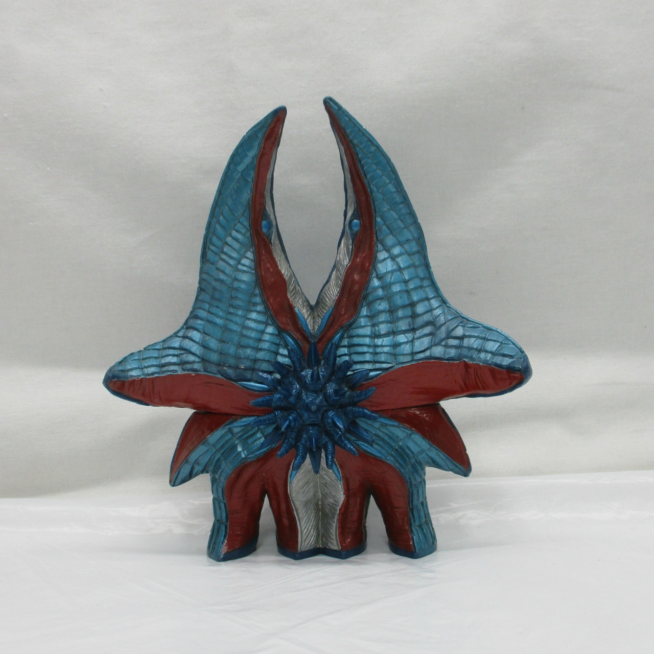 Bandai Ultra Monster Series 126 Antimatter